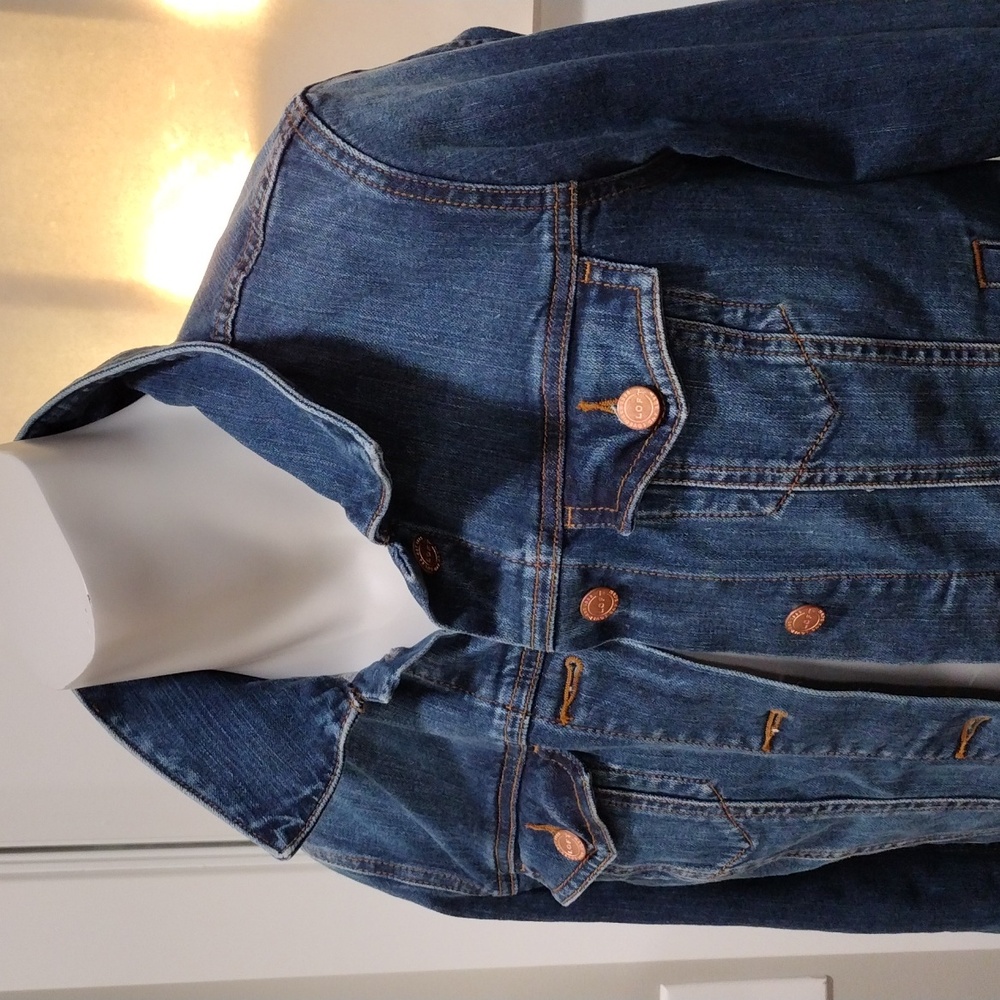 Loft womens blue cotton denim jeans jacket. Medium